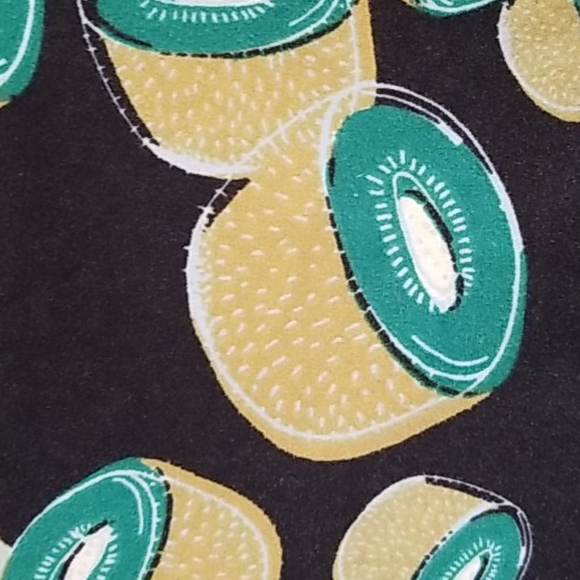 LuLaRoe, Kiwi leggings. OS - Picture 3 of 7